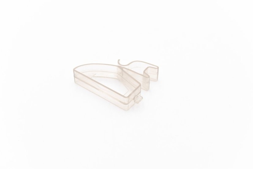 ALPHACLIP POLYCARBONATE - úchyt hrotů na okap