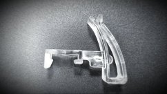 Klips pro přichycení hrotů Propoint k okapu